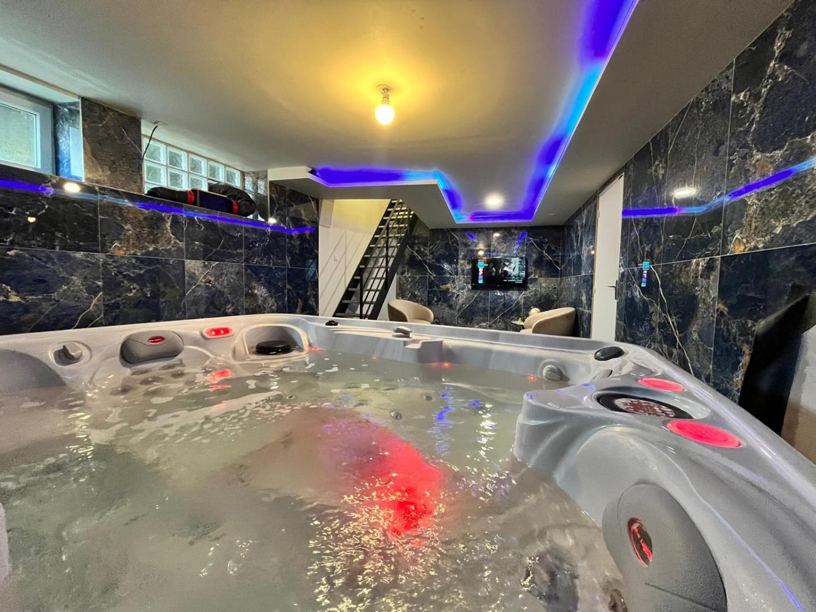 Ferienwohnung Golden Blue - Jacuzzi Rouen Exterior foto
